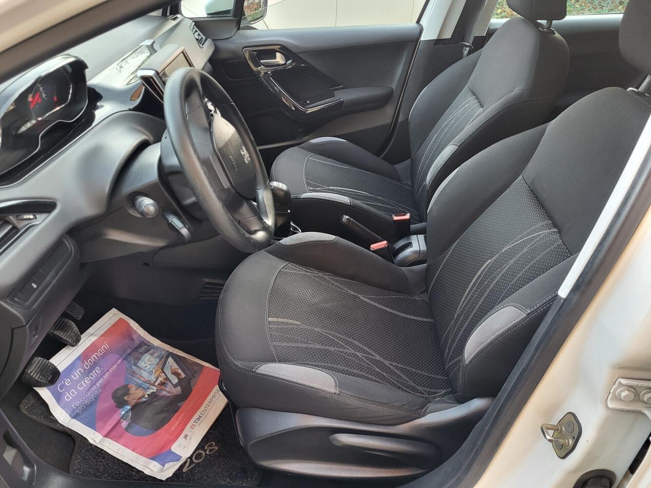 PEUGEOT 208 1,4 HDI-UNICA PROPRIETAR-4 REVISIONI