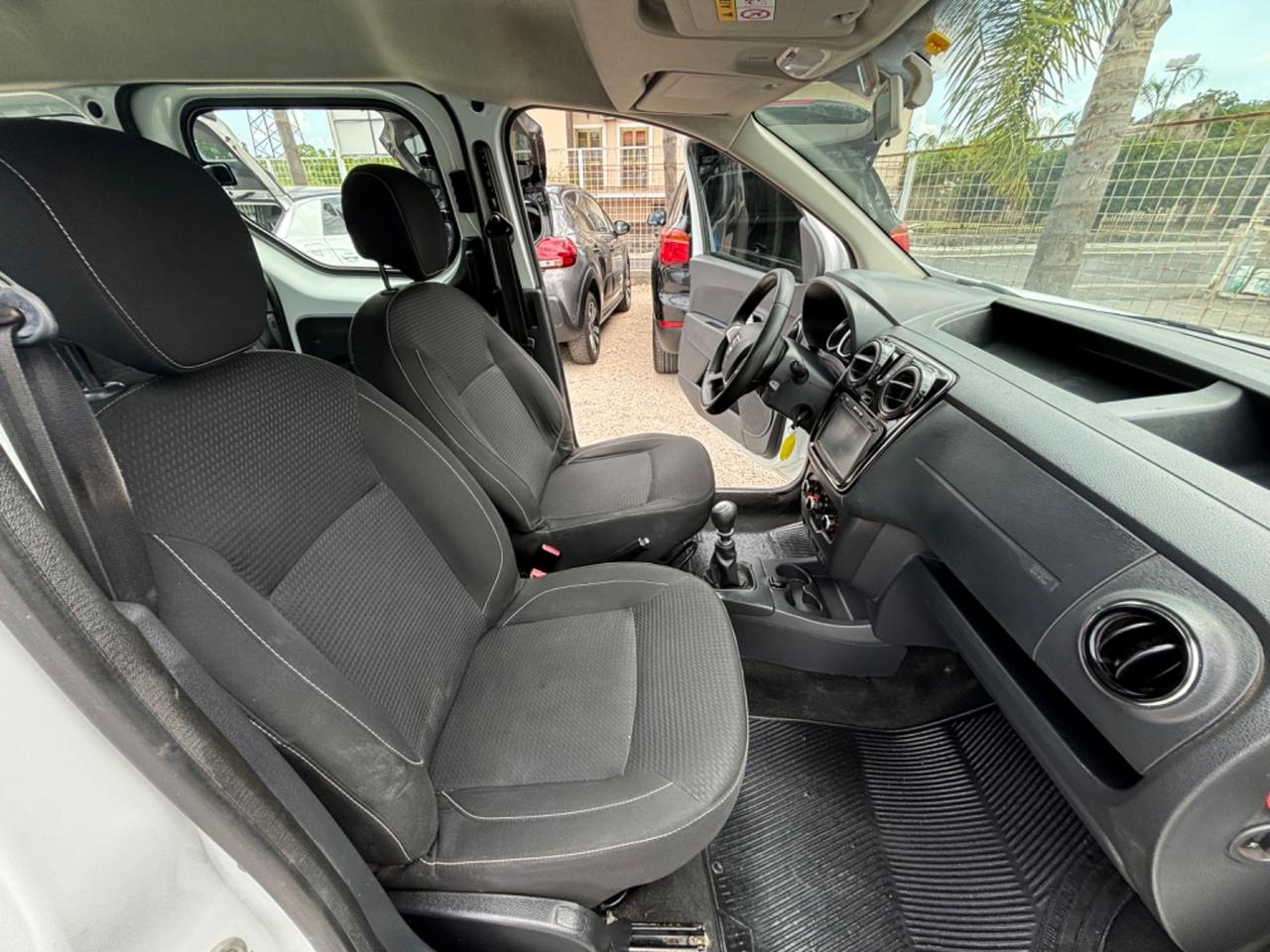DACIA DOKKER 1.5 DCI 95CV 5 POSTI N1