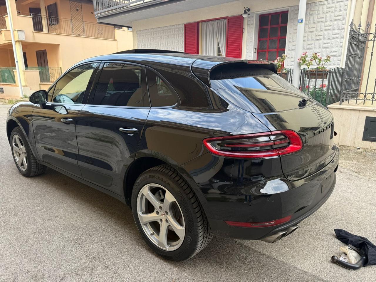 Porsche Macan 3.0 S Diesel con gancio traino