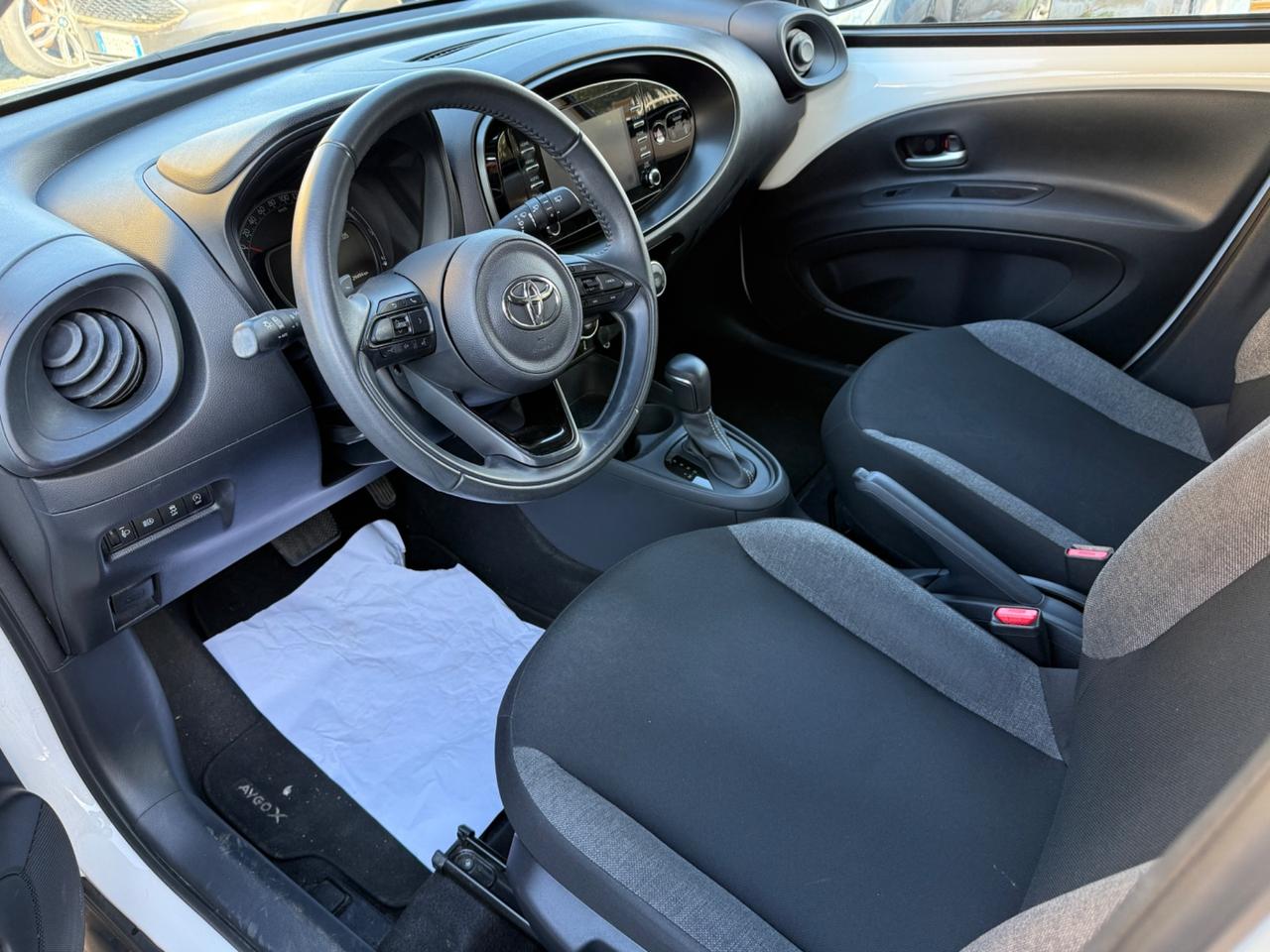 Toyota Aygo X 1.0 VVT-i 72 CV 5 porte Active S-CVT **FOTO PROVVISIORIE**