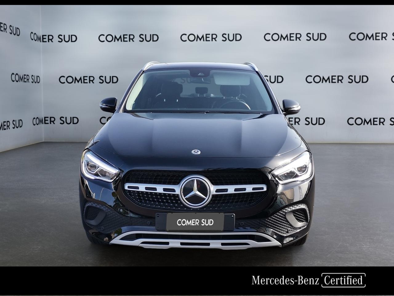 Mercedes-Benz GLA-H247 2020 - GLA 180 d Business Extra auto