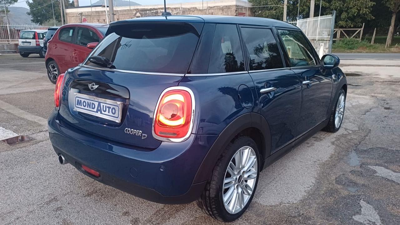 Mini COOPER D 1.5 2017 FULL OPTIONAL SOLO 49MILA KM LED F56