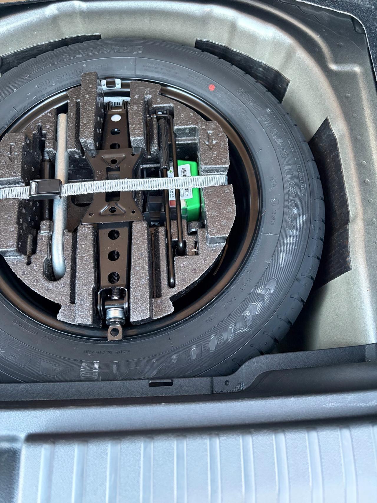 Skoda Kamiq 1.0 TSI 110 CV Monte Carlo