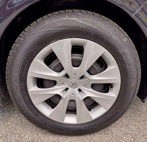 PEUGEOT 208 PureTech 68CV S&S 5 porte Like NEOPA