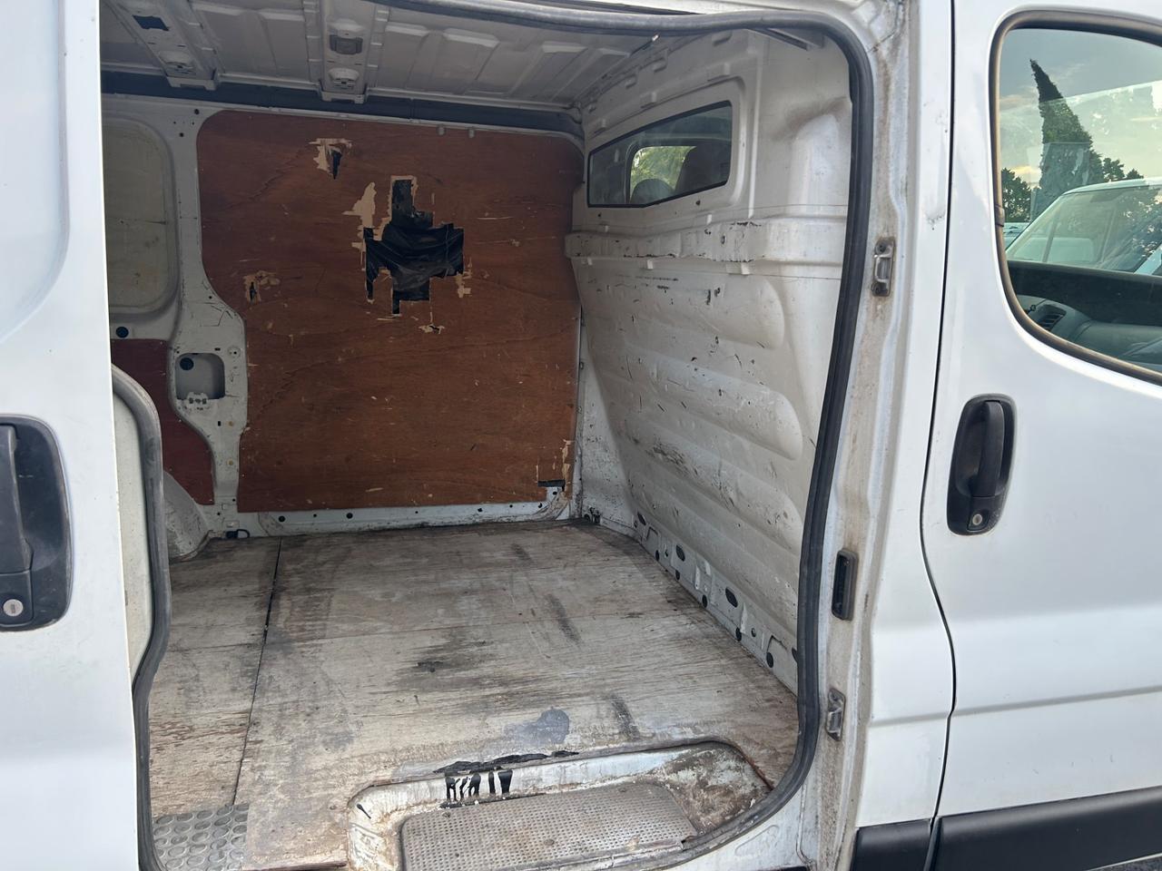 Opel Vivaro 27 1.9 DTI PC-TN Furgone