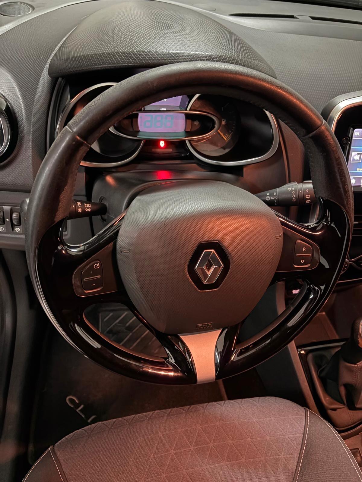 RENAULT CLIO 1.5 DCI S&S 5 PORTE ENERGY