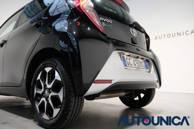 TOYOTA Aygo CONNECT 1.0 VVT-i 72 CV 5 PORTE X-WAVE NEOPATENTAT