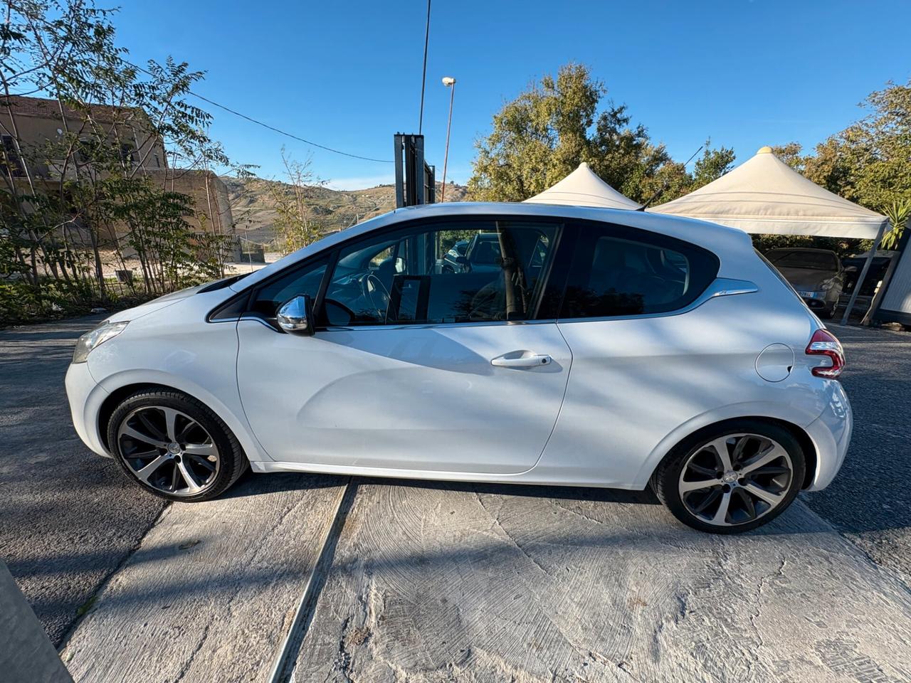 Peugeot 208 Gt-Line 1.6 e-HDi 115 CV