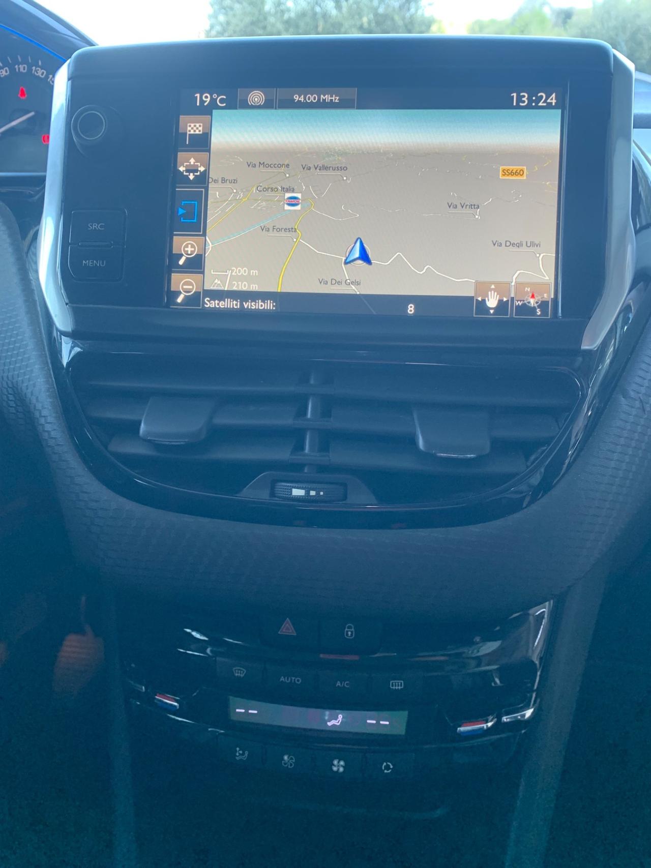 Peugeot 2008 BlueHDi 120 S&S Black Matt