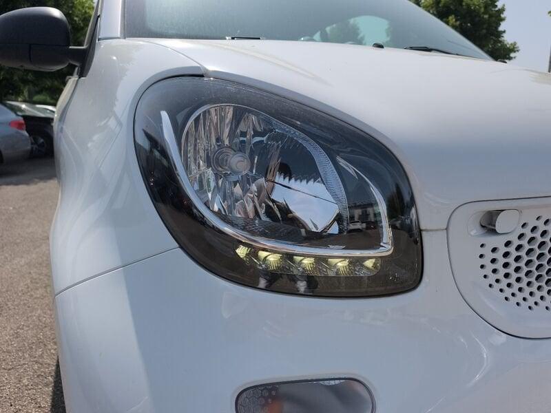 smart fortwo III 2015 1.0 Youngster 71cv twinamic my18