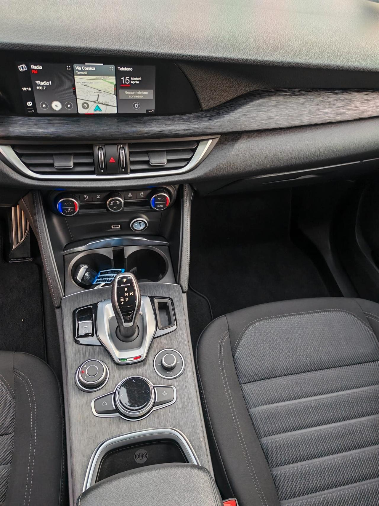 Alfa Romeo Stelvio 2.2 190 CV AT8 Q4 Business