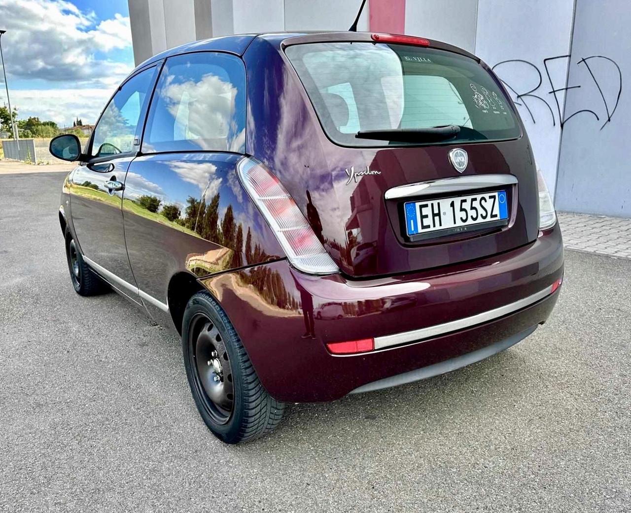 Lancia Ypsilon 1.2 69 CV Diva