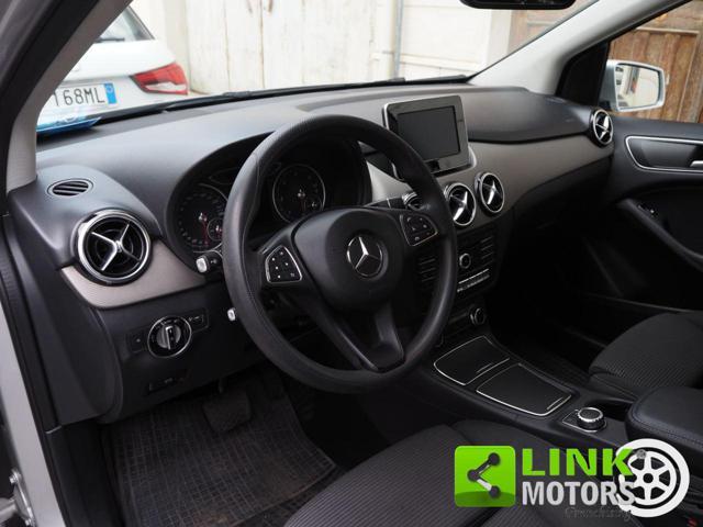 MERCEDES-BENZ B 180 d Automatic Executive
