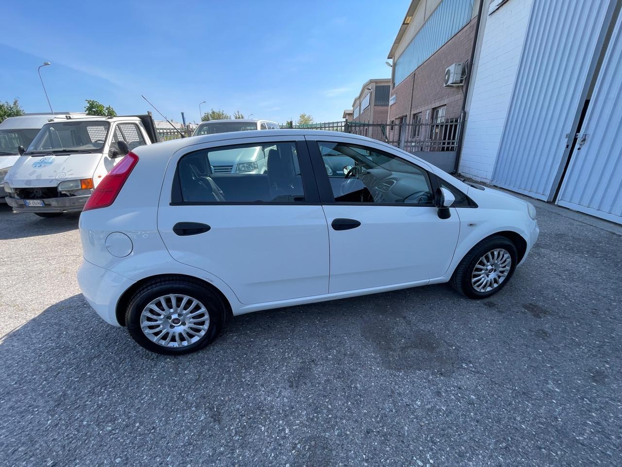 Fiat Punto 1.3 MJT II 75 CV 5 porte Lounge