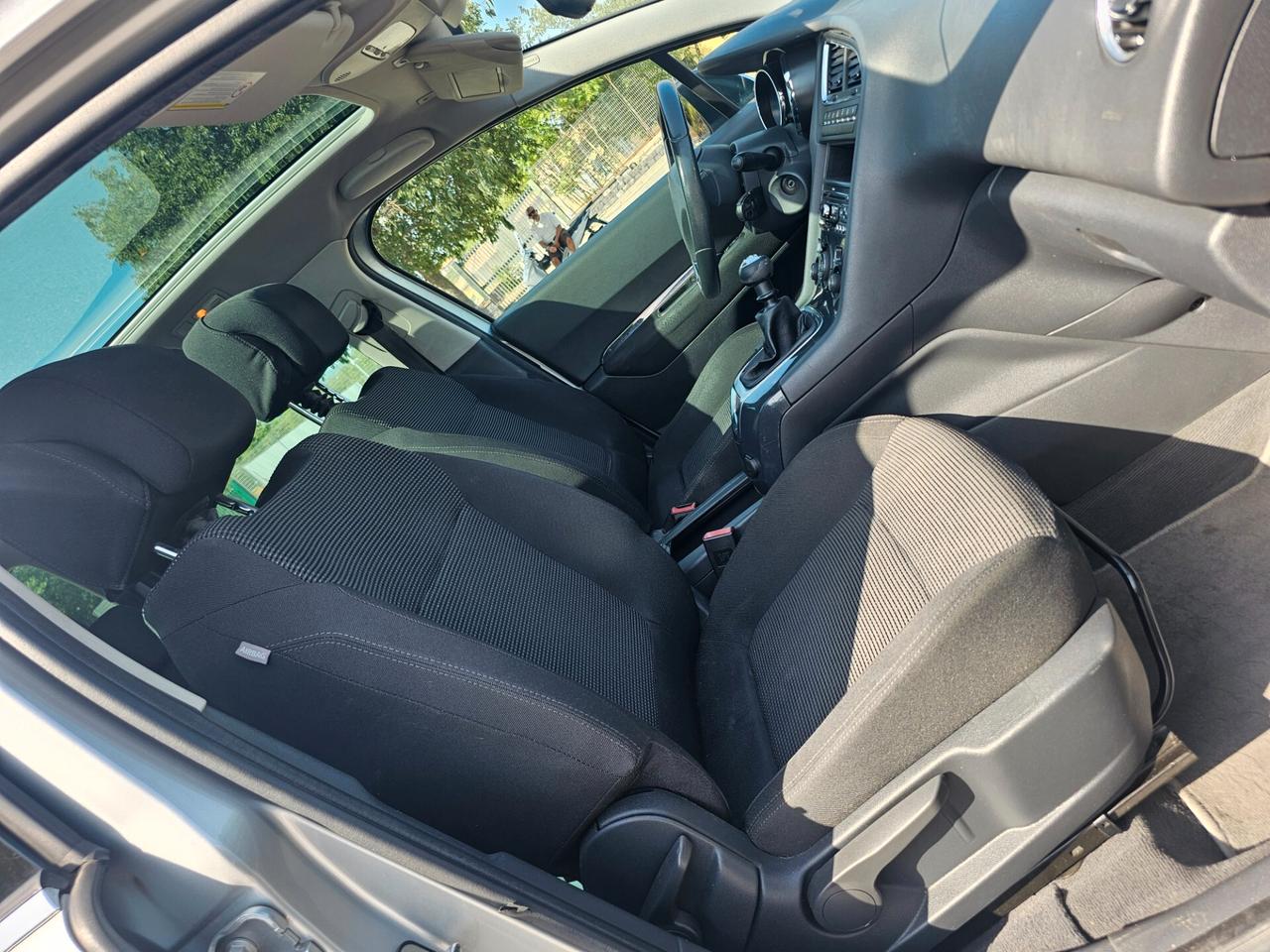 Peugeot 5008 7 posti 1.6 HDi 110CV Platinum