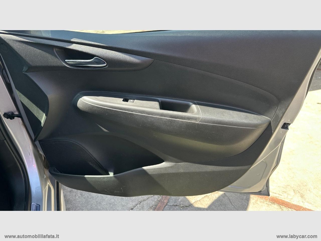 OPEL Karl Rocks 1.0 73 CV GPL PER NEOPATENTATI