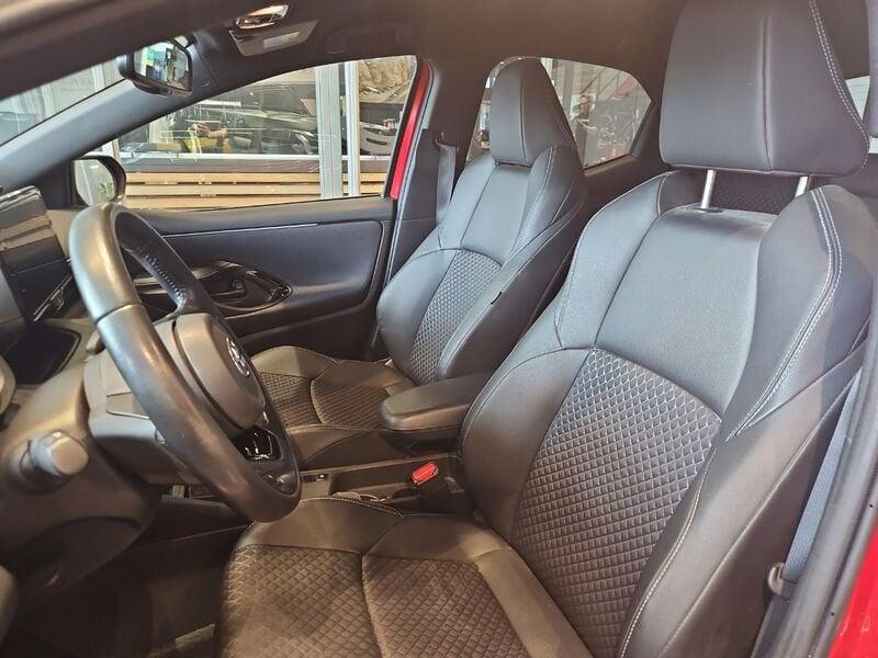 Toyota Yaris Hybrid Style MY22