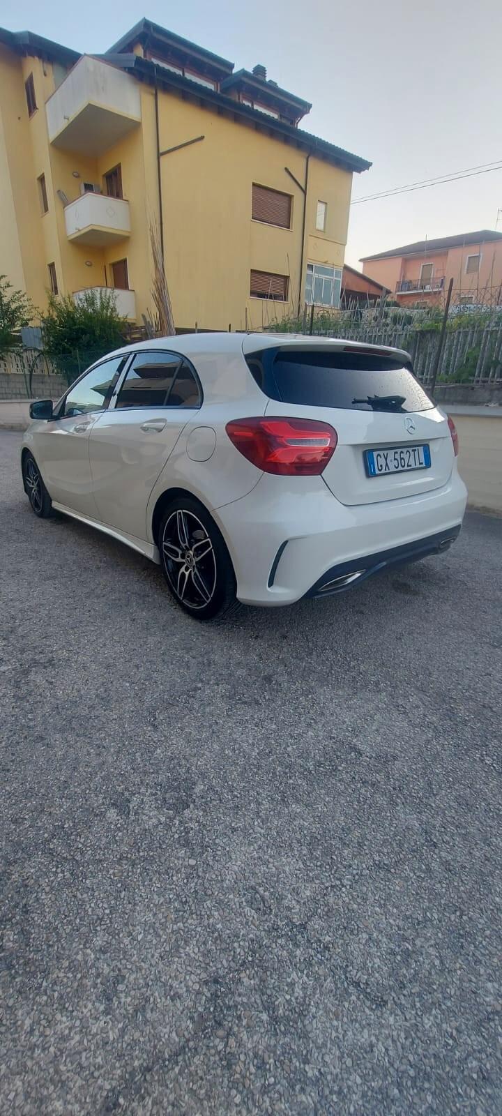 Mercedes-benz A 200 d Automatic Premium AMG