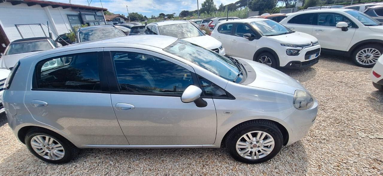 Fiat Punto 1.3 MJT II 75 CV 3 porte Lounge OK NEOPATENTATI !!!