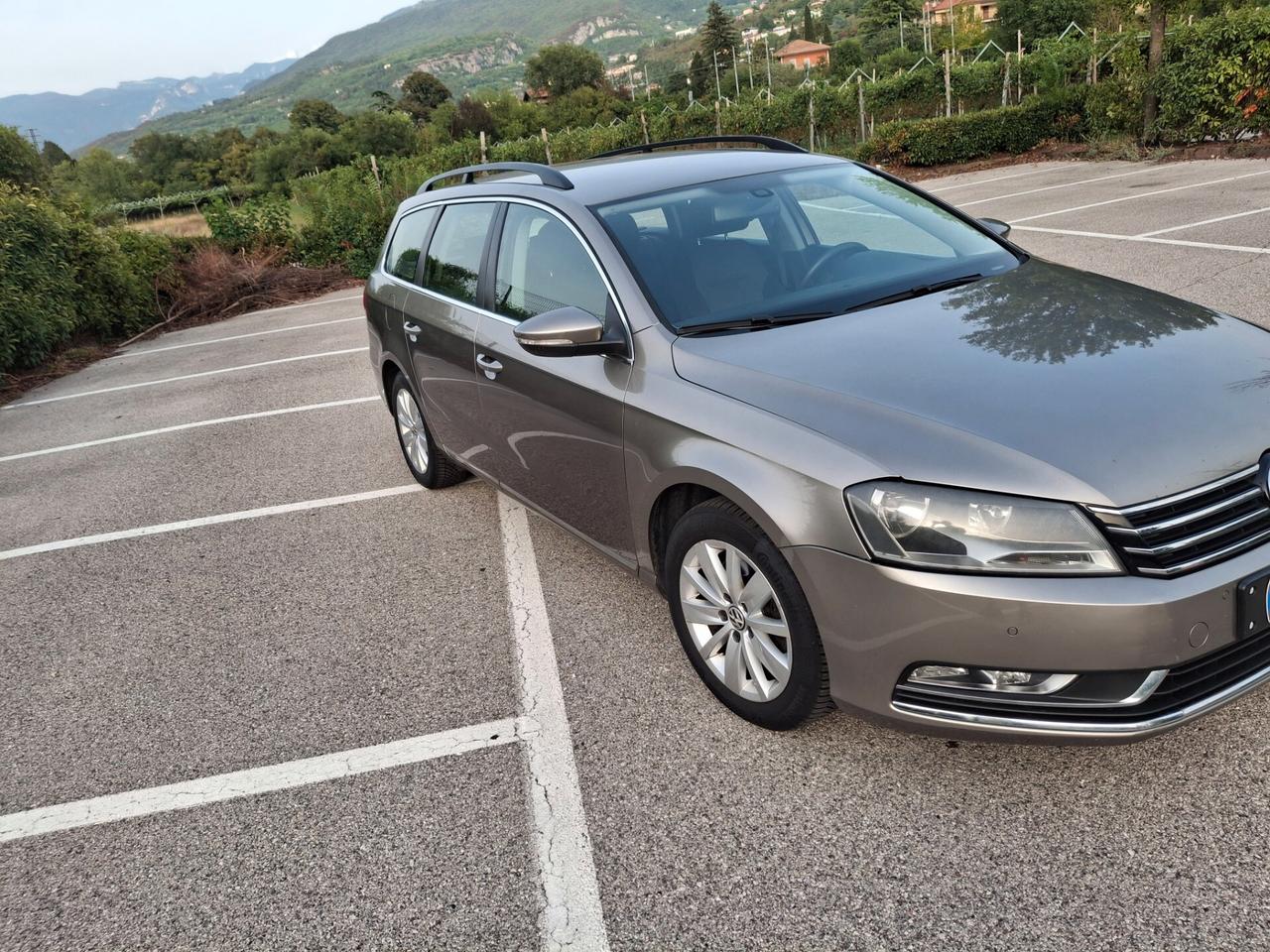 Volkswagen Passat 2.0 TDI DSG Comfortline BM.Tech.
