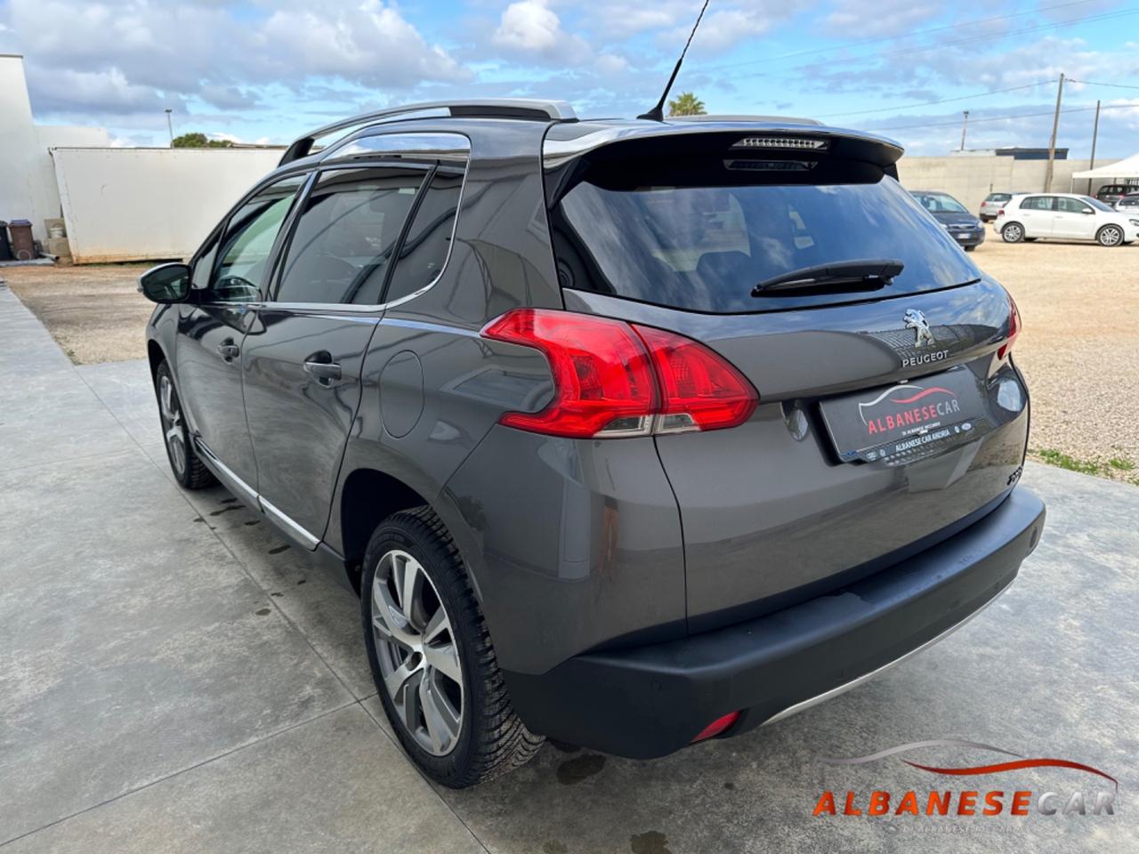 Peugeot 2008 BlueHDi 100 Allure