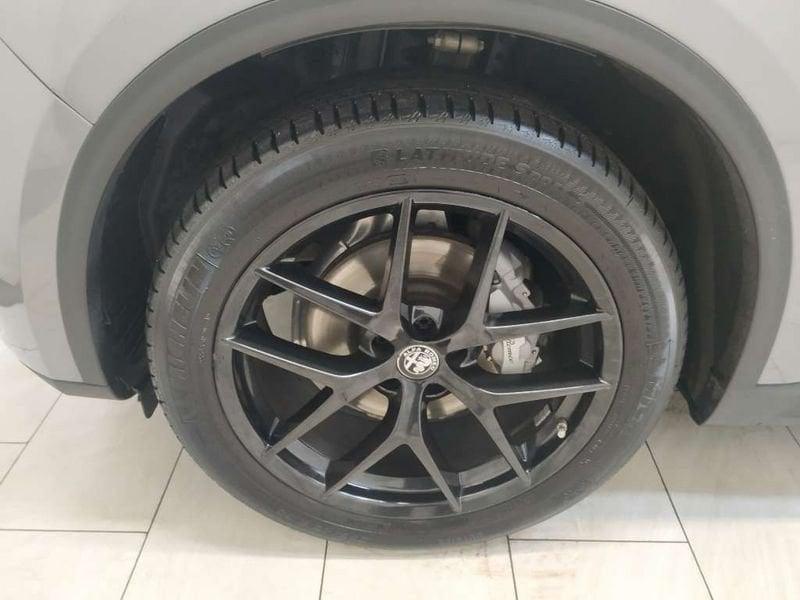 Alfa Romeo Stelvio 2.2 t Business Q4 190cv auto my19