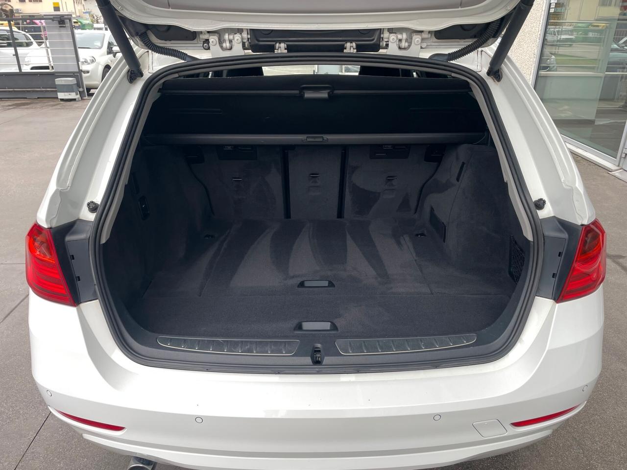Bmw 320d Touring Business Automatica