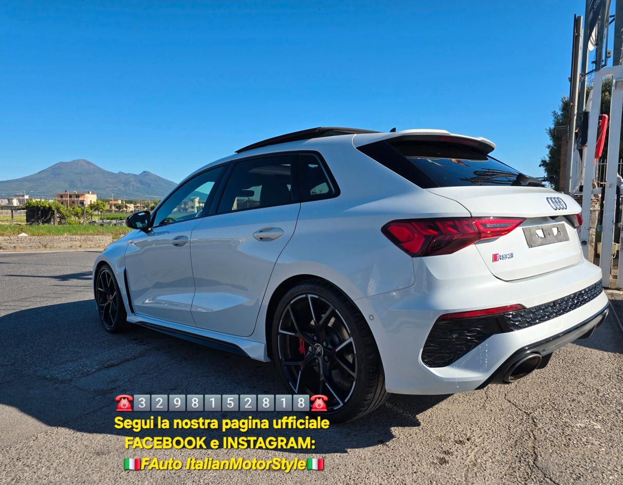 Audi RS3 AUDI RS3