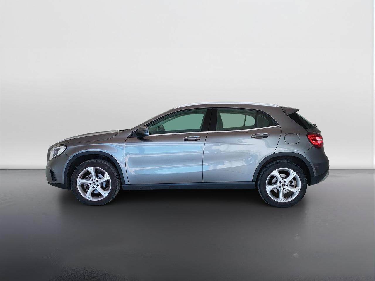 Mercedes-Benz GLA-X156 2017 - GLA 200 d Sport auto