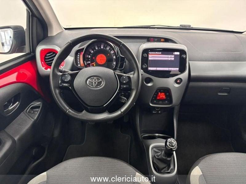 Toyota Aygo Connect 1.0 VVT-i 72 CV 5 porte x-fun