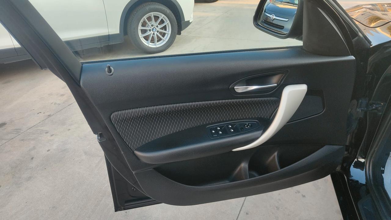 Bmw 116 116d 5p. Urban