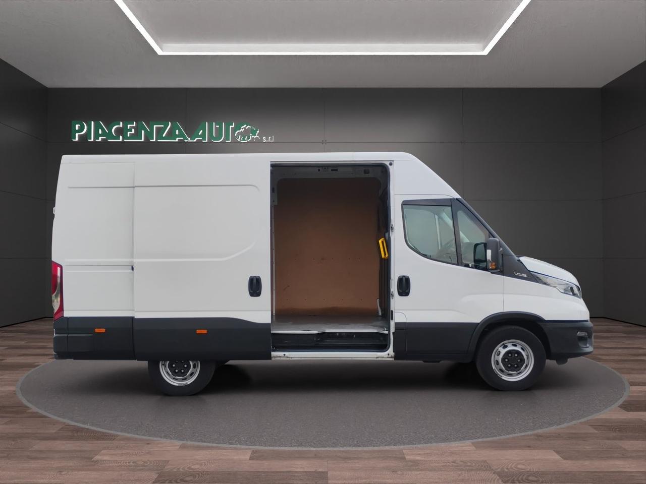 IVECO Daily 35 S16 V H2 3520 L2