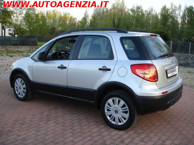 FIAT Sedici 1.9 MJT 4x4 Dynamic.
