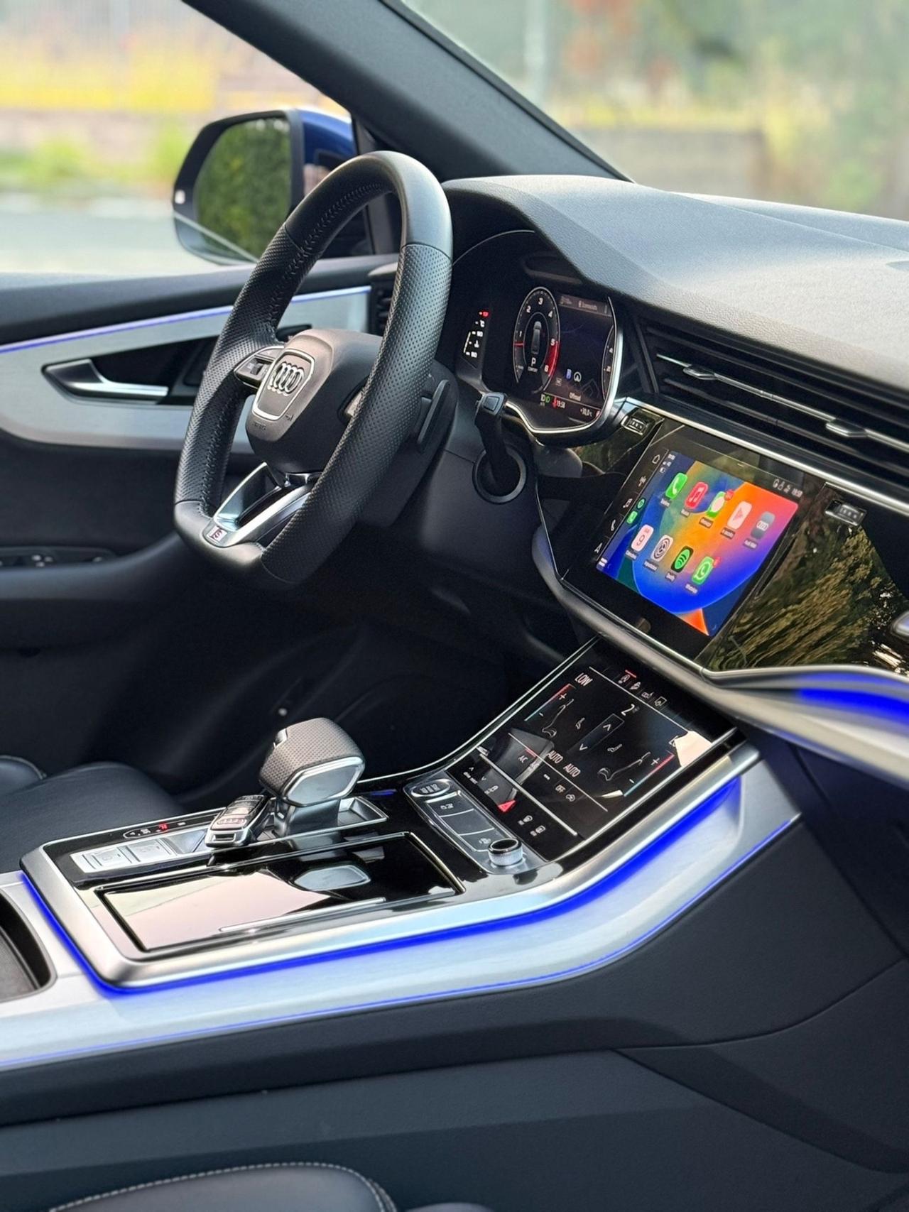 Audi Q8 50 TDI 286 CV quattro S Line Identity Black