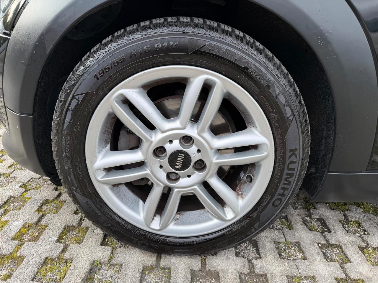 Mini 1.6 16v Cooper D 111cv -2012