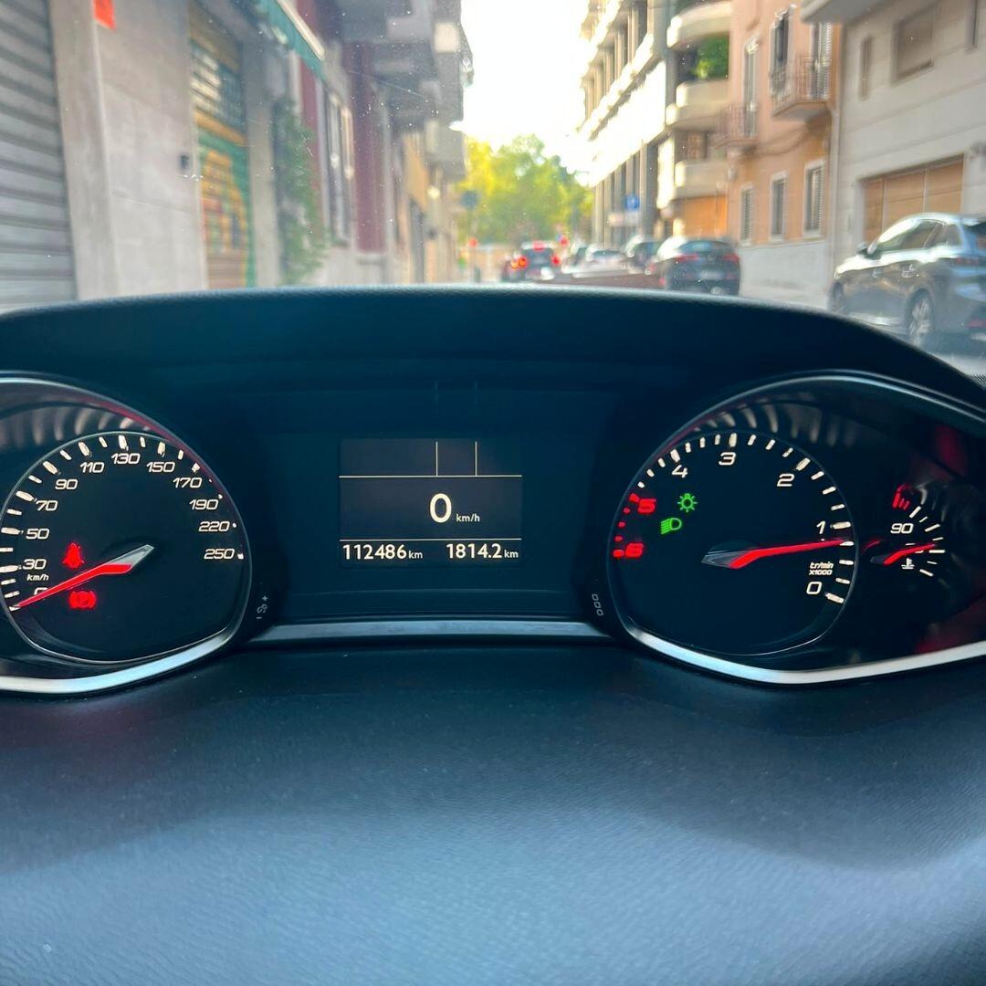 Peugeot 308 BlueHDi - 131CV