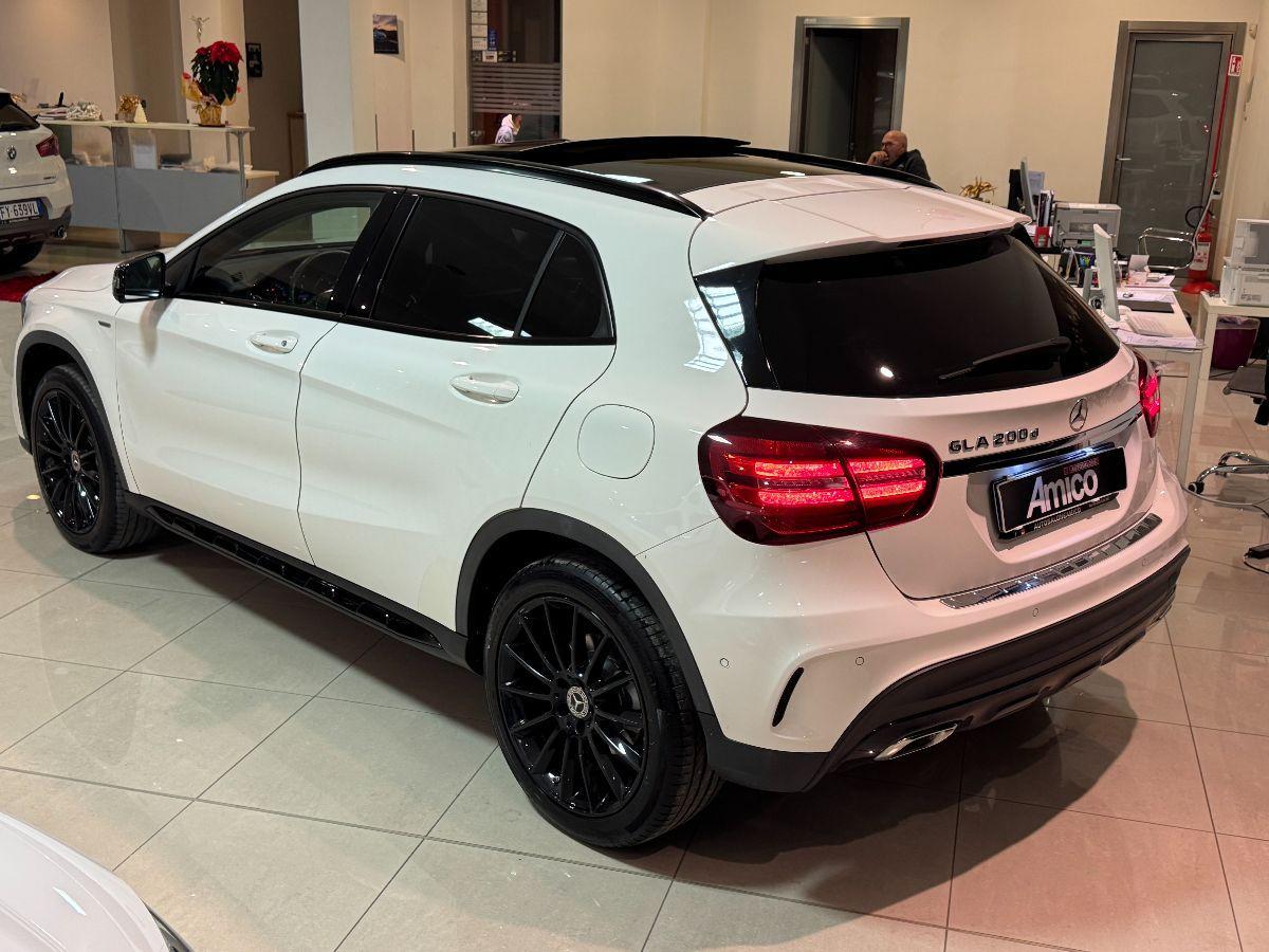 MERCEDES GLA 200 d Automatic Premium Edition Solo 67.000km Tetto