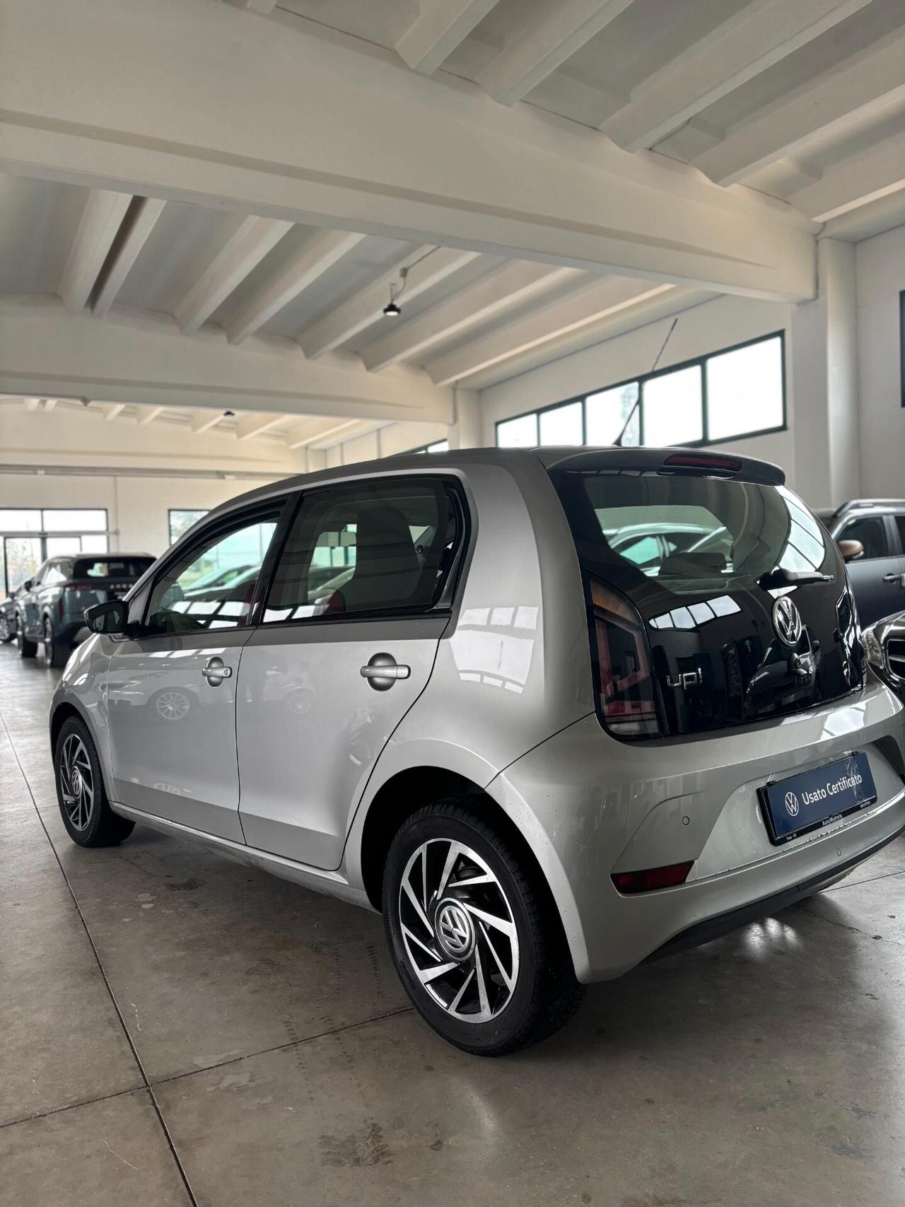 Volkswagen up! 1.0 75 CV 5p. high