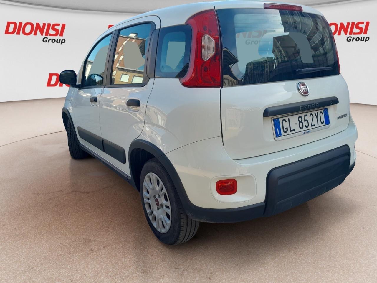 FIAT Panda 1.0 hybrid 70cv Autocarro