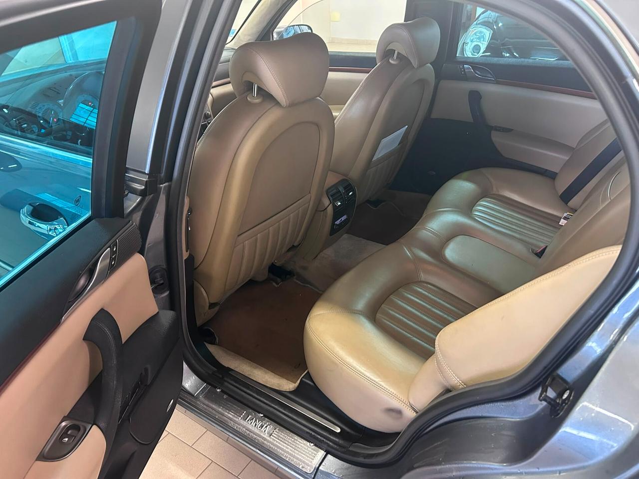 Lancia Thesis 2.4 JTD 20V Emblema