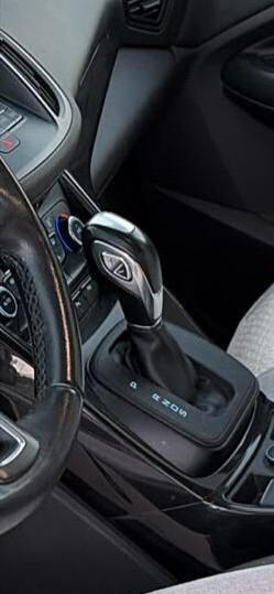 Ford Kuga 1.5 TDCI 120 CV S&S 2WD Powershift Edition tua a € 199 mese