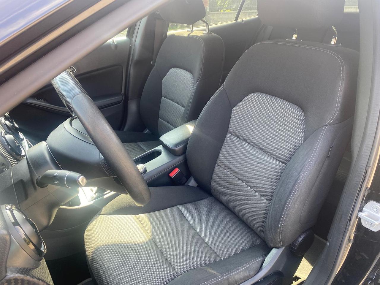 Mercedes-Benz GLA 180 CDI Sport GLA 180 #7230