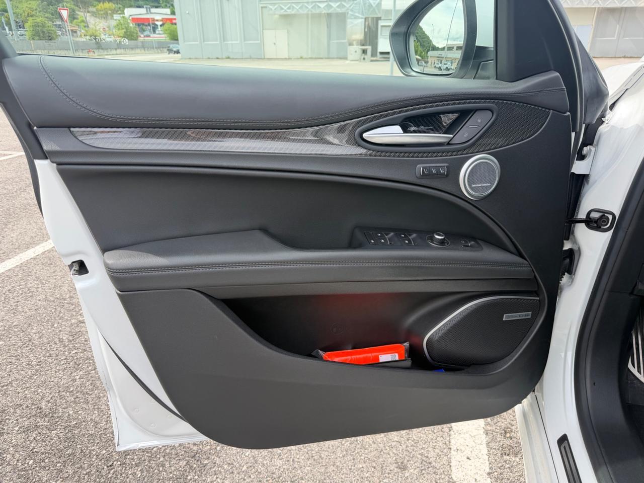 Alfa Romeo Stelvio 2.9 Bi-Turbo V6 510 CV AT8 Quadrifoglio