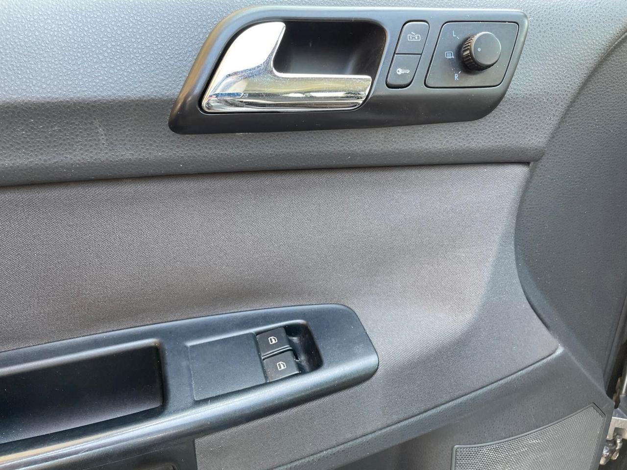 VOLKSWAGEN POLO 1.2 BENZ.