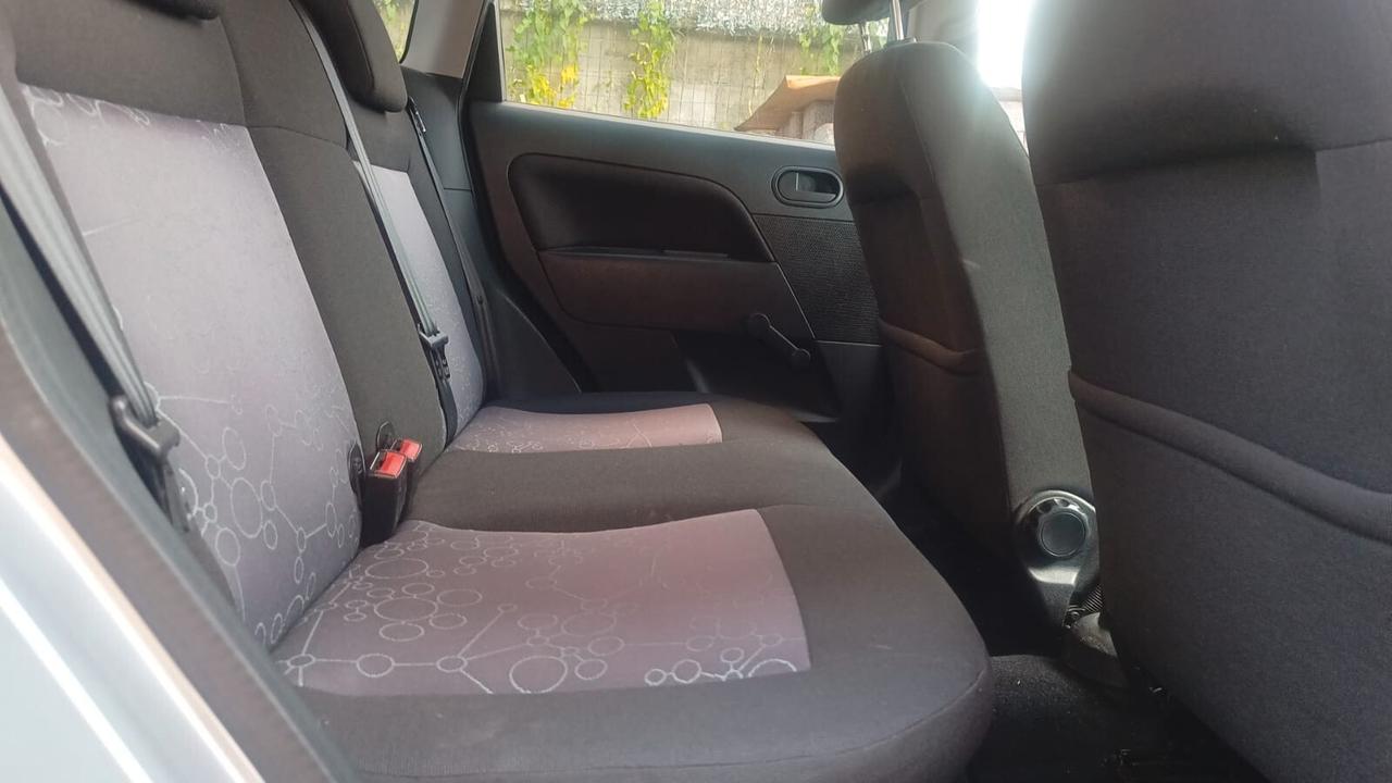 Ford Fiesta TDCi 5P Unico Prop.Commercianti