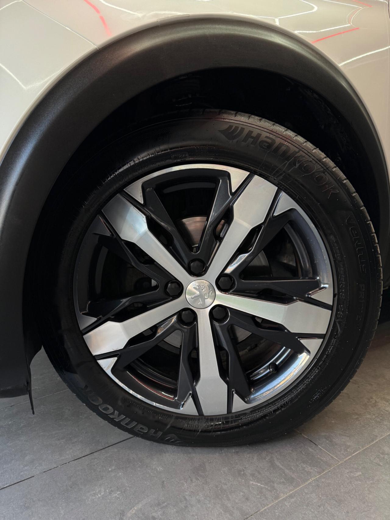 Peugeot 3008 BlueHDi 180 CV EAT8 GT 2018