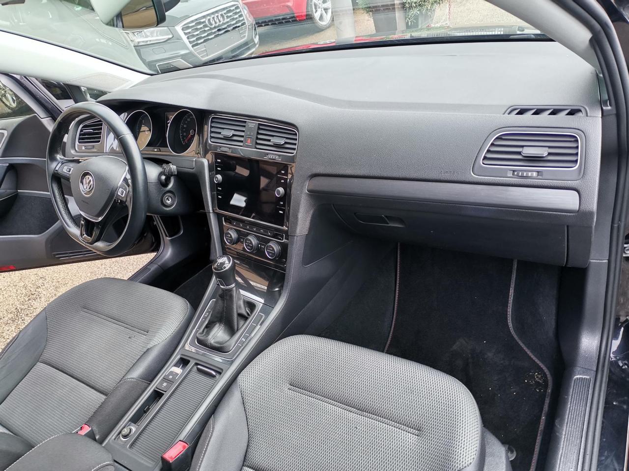 Volkswagen Golf 5 Porte Golf 5p 1.6 tdi Sport 115cv