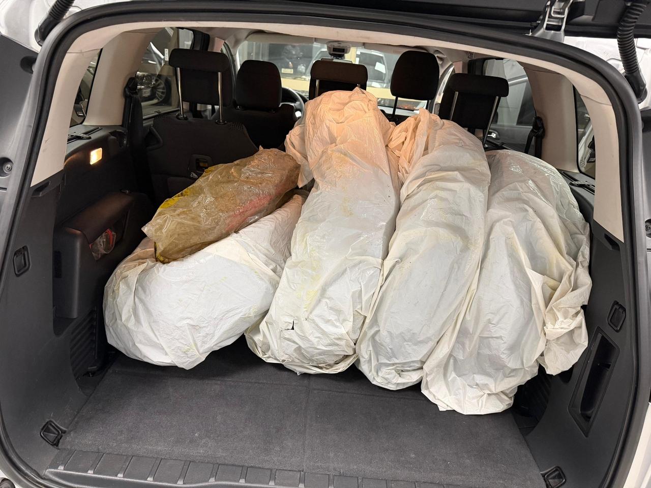 Peugeot 5008 1.6 HDi 112CV Business 7 POSTI