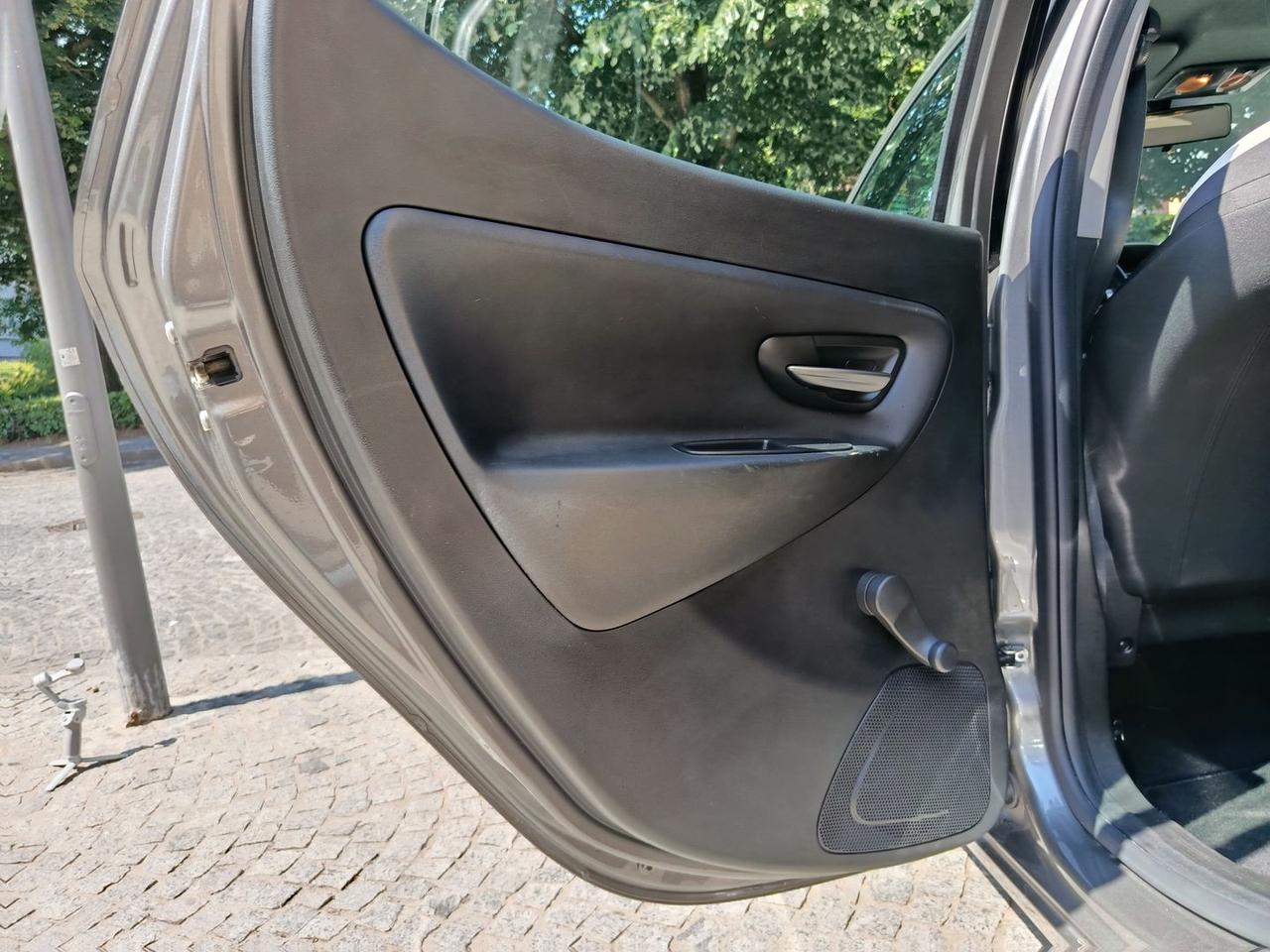 Lancia Ypsilon Elefantino 1.2 #10969