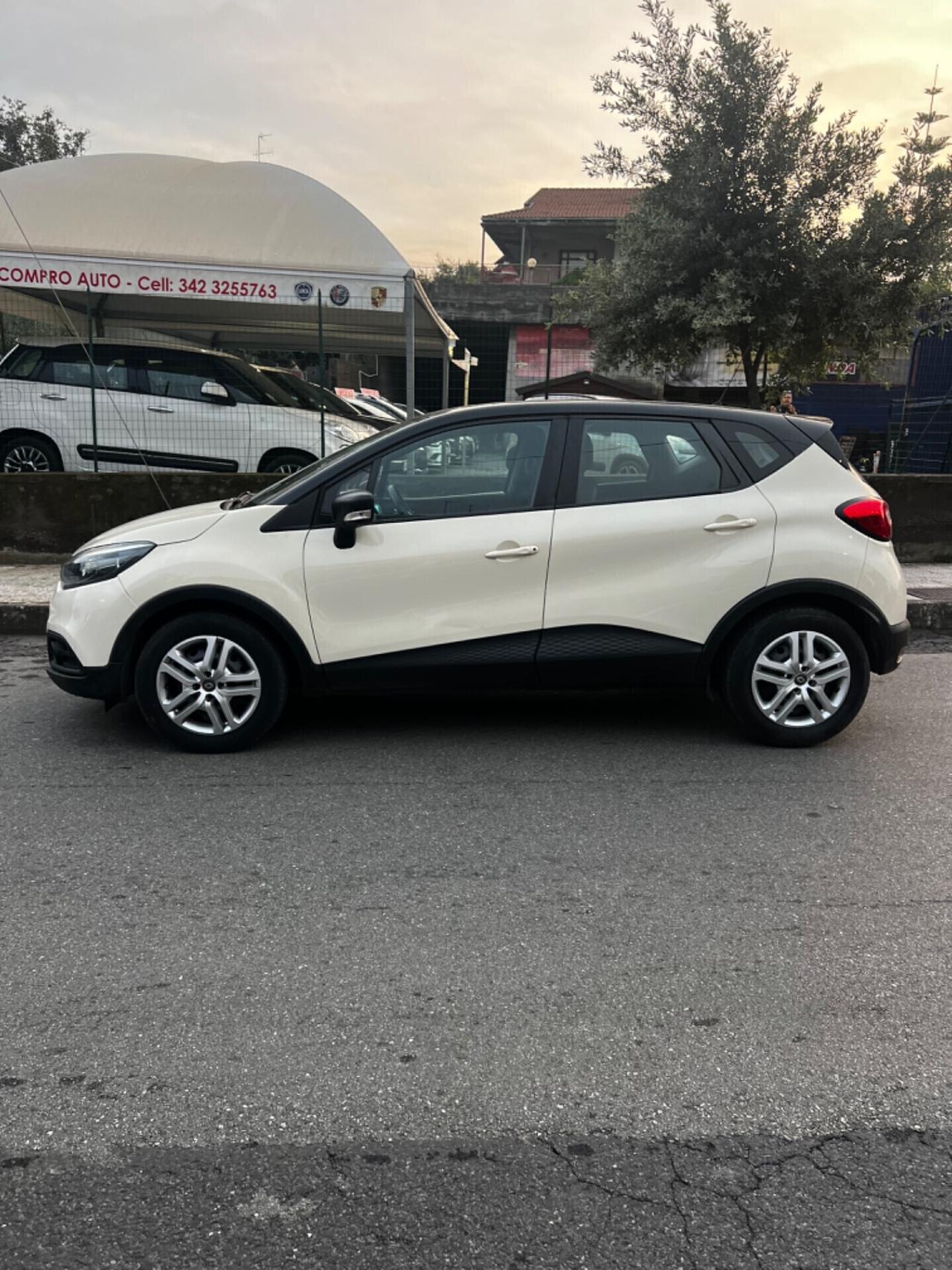 Renault Captur 1.5 dCi 90 CV neopatentati 2015